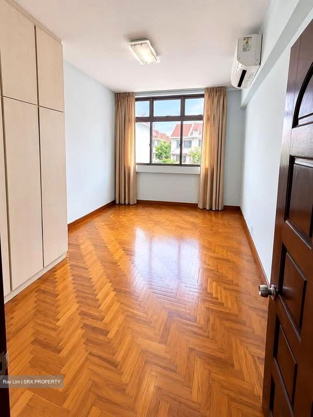 Poh Huat Garden (D19), Terrace #634559481